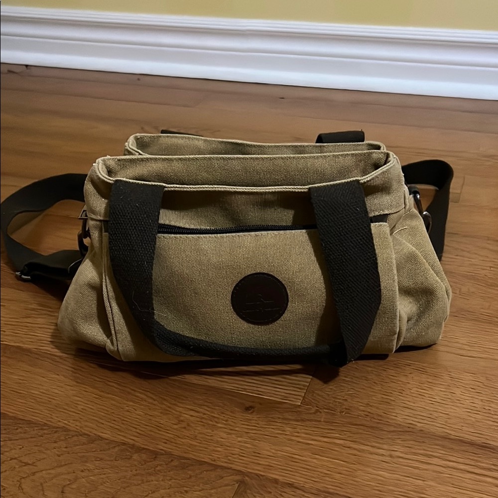 Women’s Khaki Canvas Bag